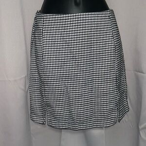 DONATED Houndstooth Pencil Skirt